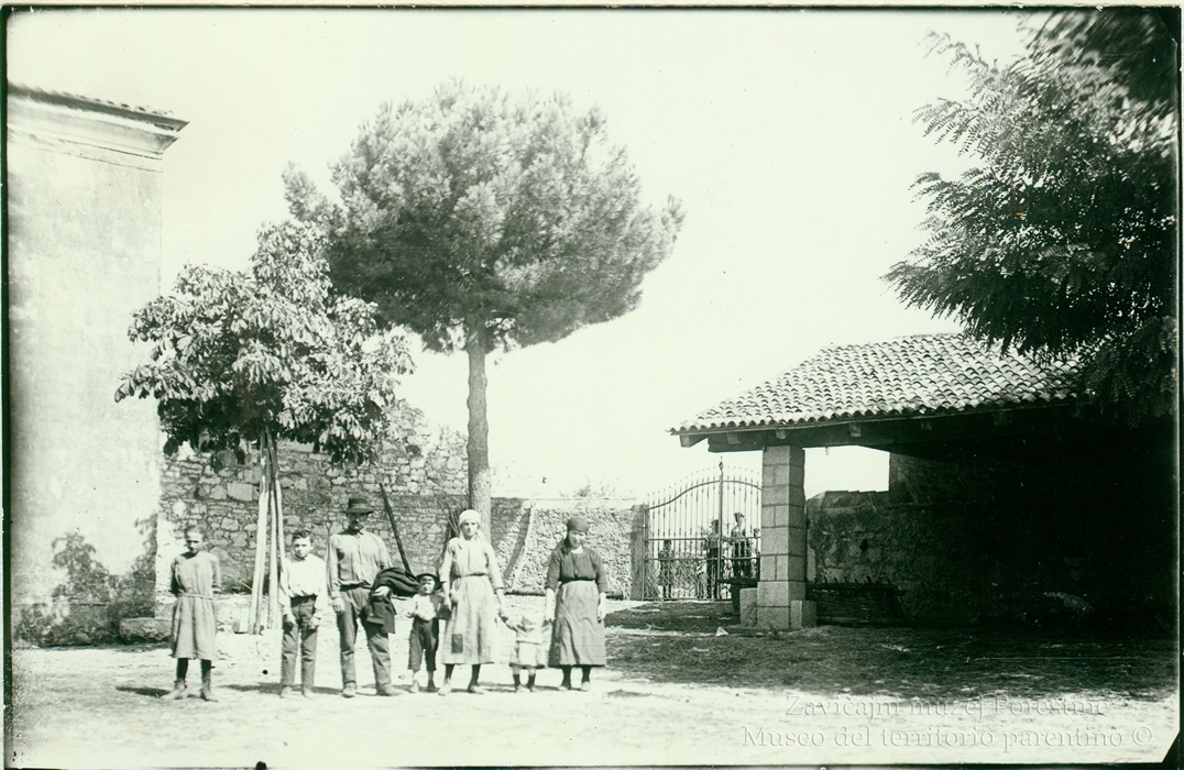 Image description